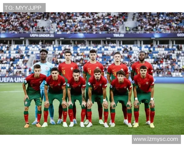 《未来之星：跨越星际的足球传奇与外星队友的巅峰对决》