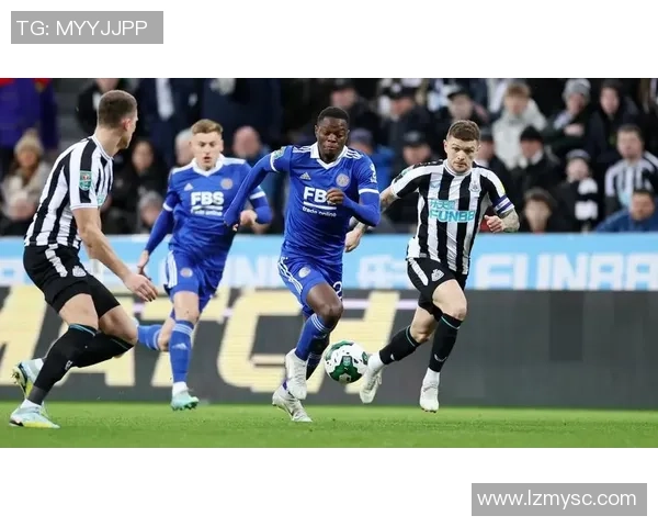 最新足球星期一比赛结果精彩回顾 各大联赛激战正酣精彩纷呈